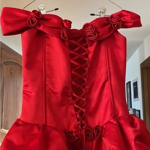 Wedding/ formal/ prom dress